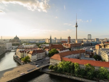 Berlin_Mitte_June_2023_01